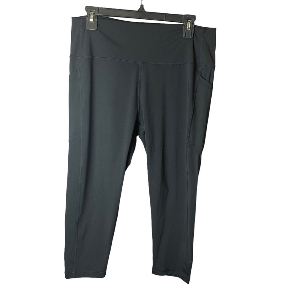 Zyia Active Black Pocket Brilliant Hi-Rise Capri 20” - Size 20